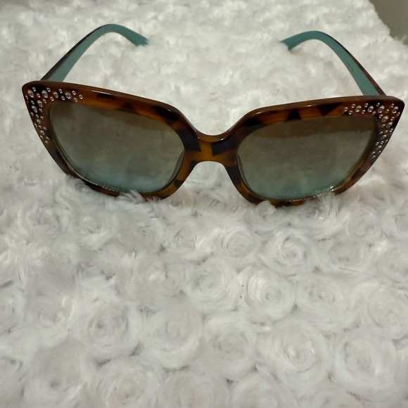 Brown Oversized Square Sunglasses with Metallic Studs - Picture 3 of 3